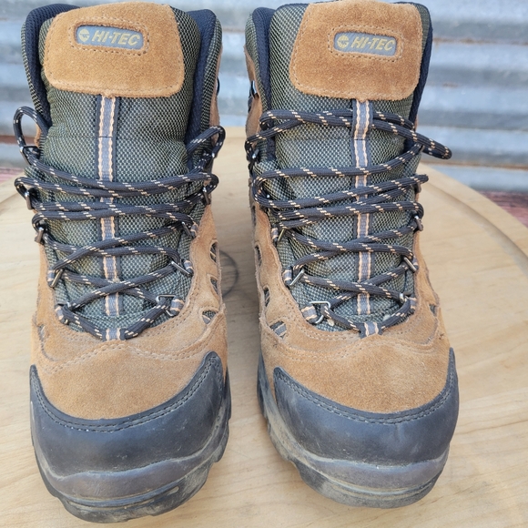 Hi-Tec Hiking Boots - Picture 1 of 13